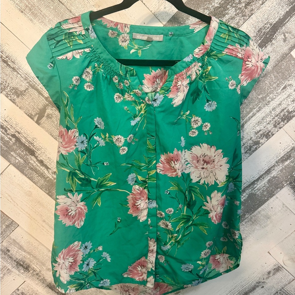 Daniel Rainn Emerald Floral Blouse